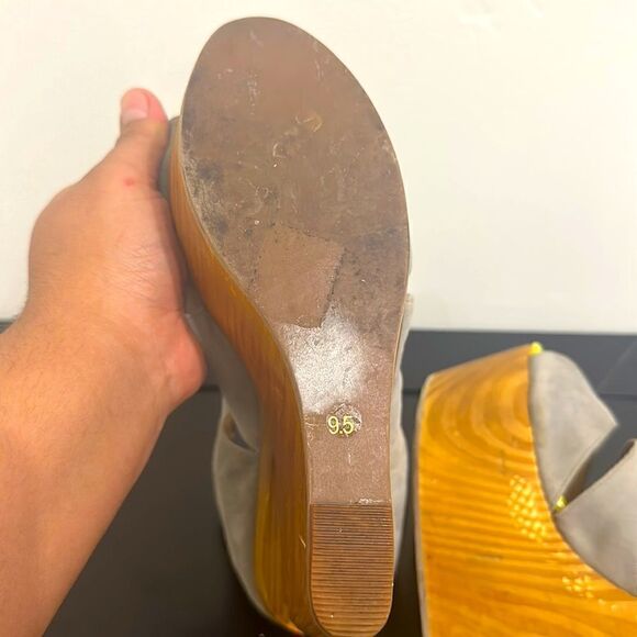 DV 8 Dolce Vita Gray Platform Leather Sandals Sz 9.5 - Picture 9 of 9